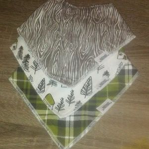 NWOT Infant boys drool bibs